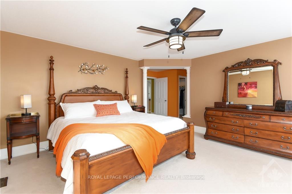 Photo 6 of 2208 Clendenan Crescent, Ottawa, Springridge/East Village — HOMEH