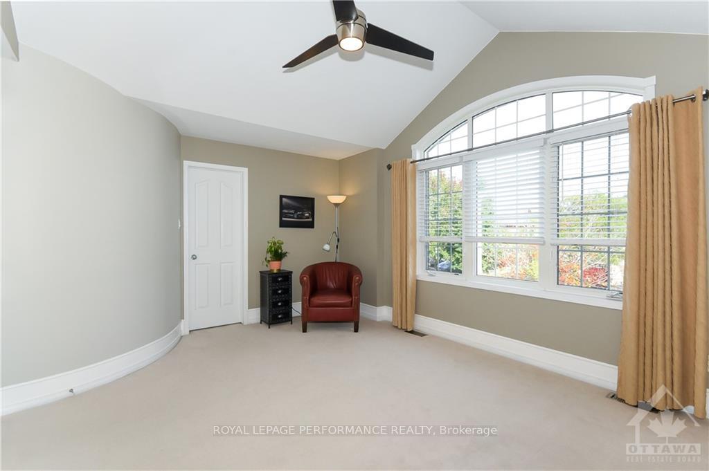Photo 9 of 2208 Clendenan Crescent, Ottawa, Springridge/East Village — HOMEH