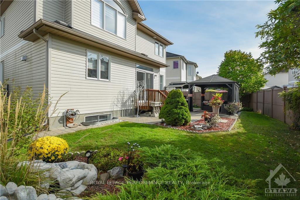 Photo 10 of 2208 Clendenan Crescent, Ottawa, Springridge/East Village — HOMEH