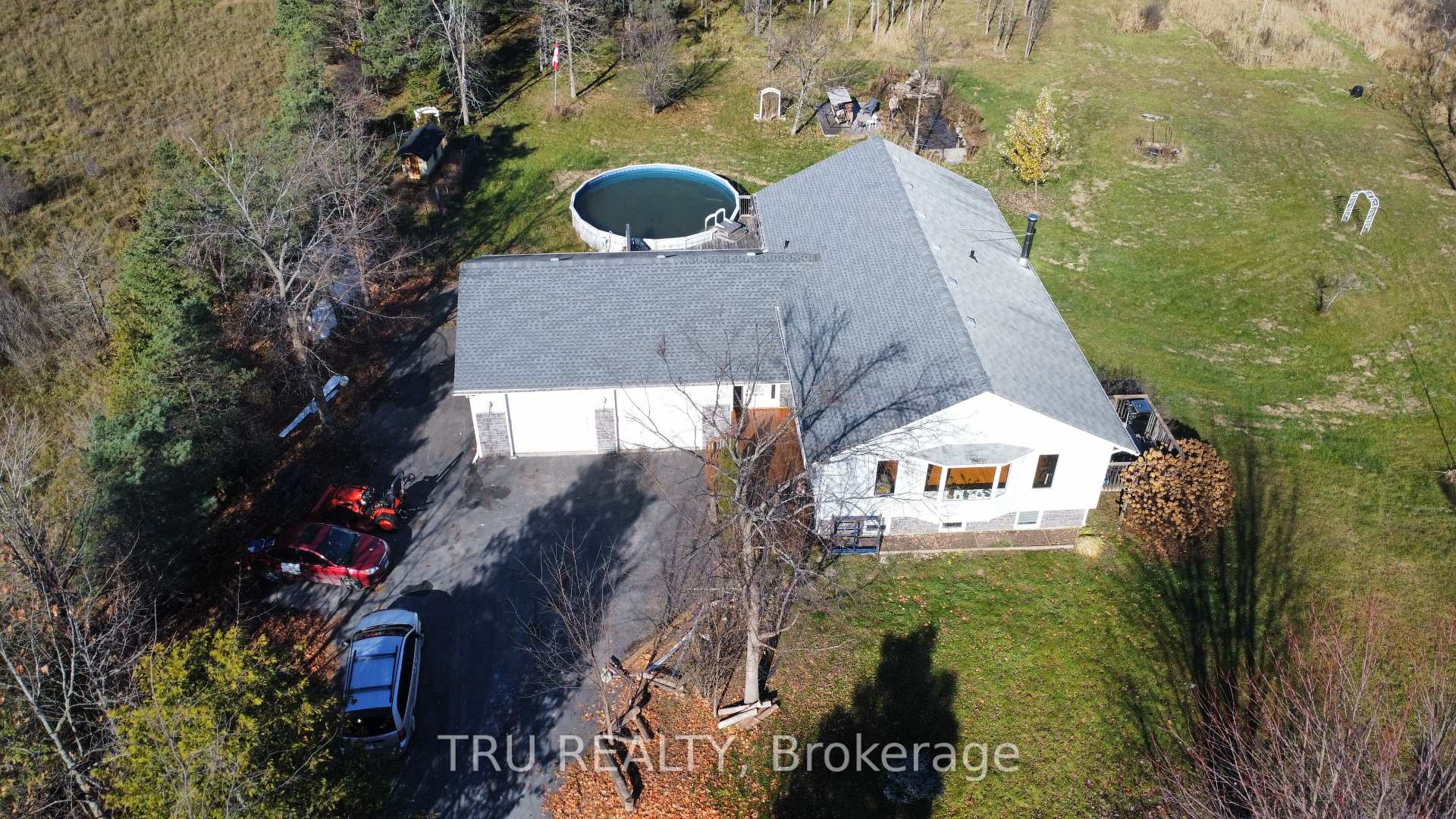 Photo 4 of 1060 7TH Line, Beckwith, Beckwith Twp — HOMEH