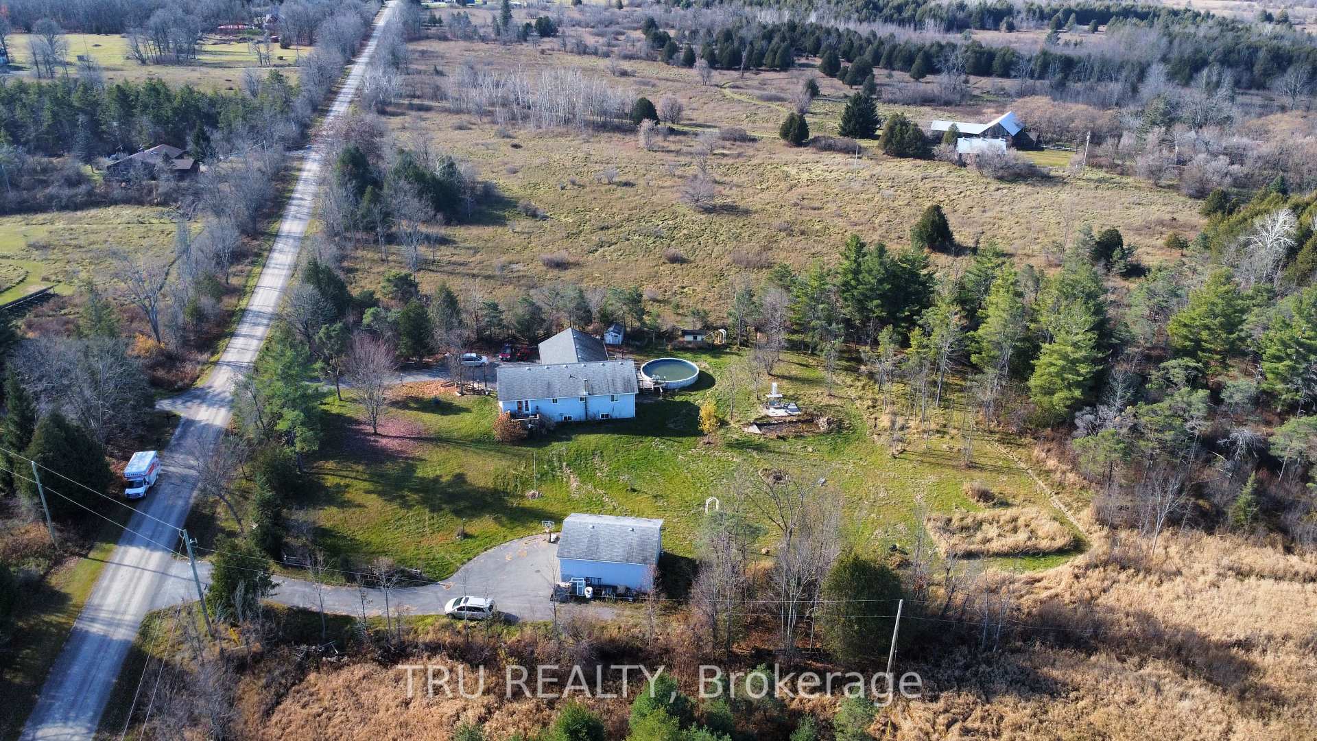 Photo 5 of 1060 7TH Line, Beckwith, Beckwith Twp — HOMEH