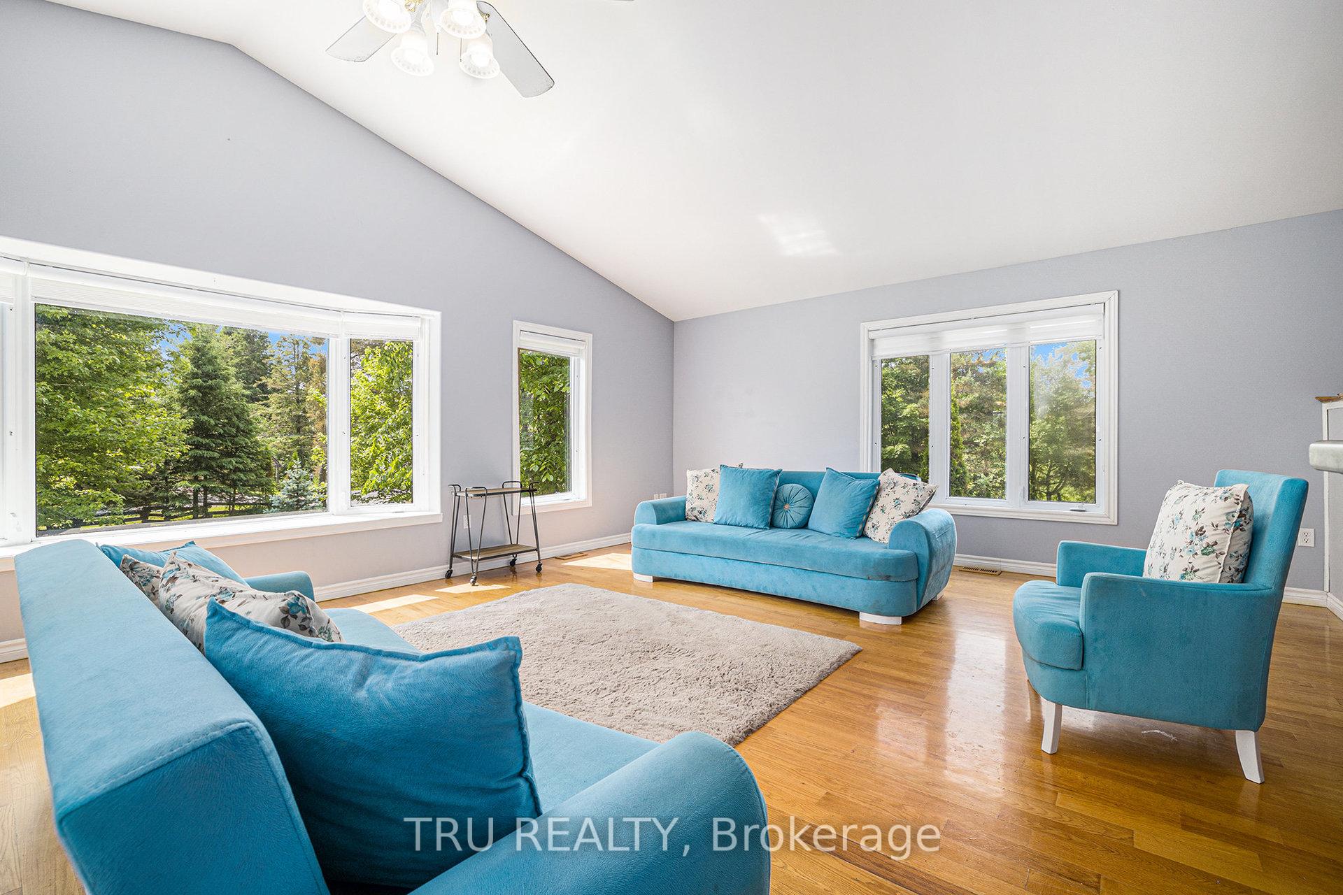 Photo 10 of 1060 7TH Line, Beckwith, Beckwith Twp — HOMEH