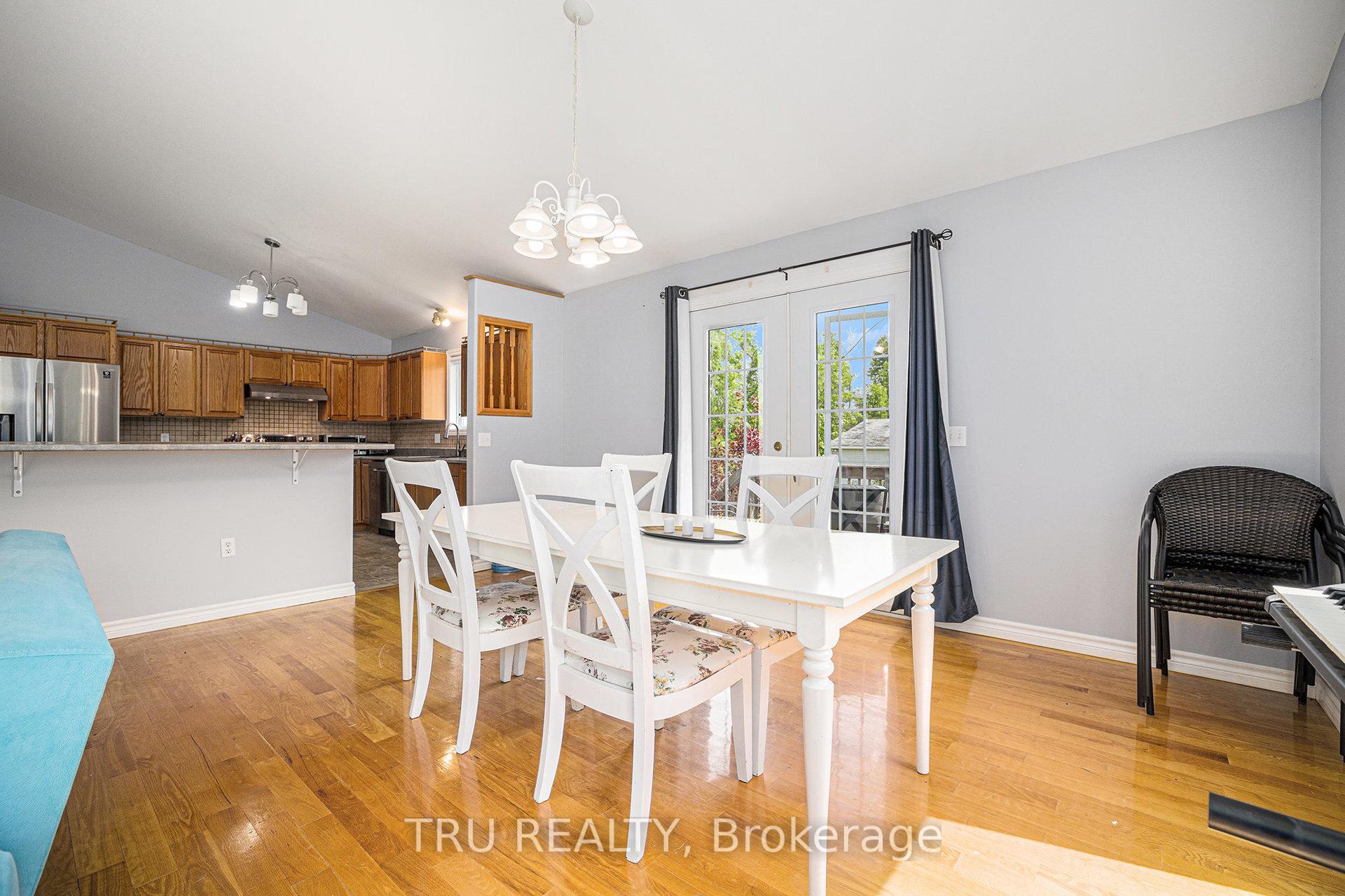 Photo 13 of 1060 7TH Line, Beckwith, Beckwith Twp — HOMEH