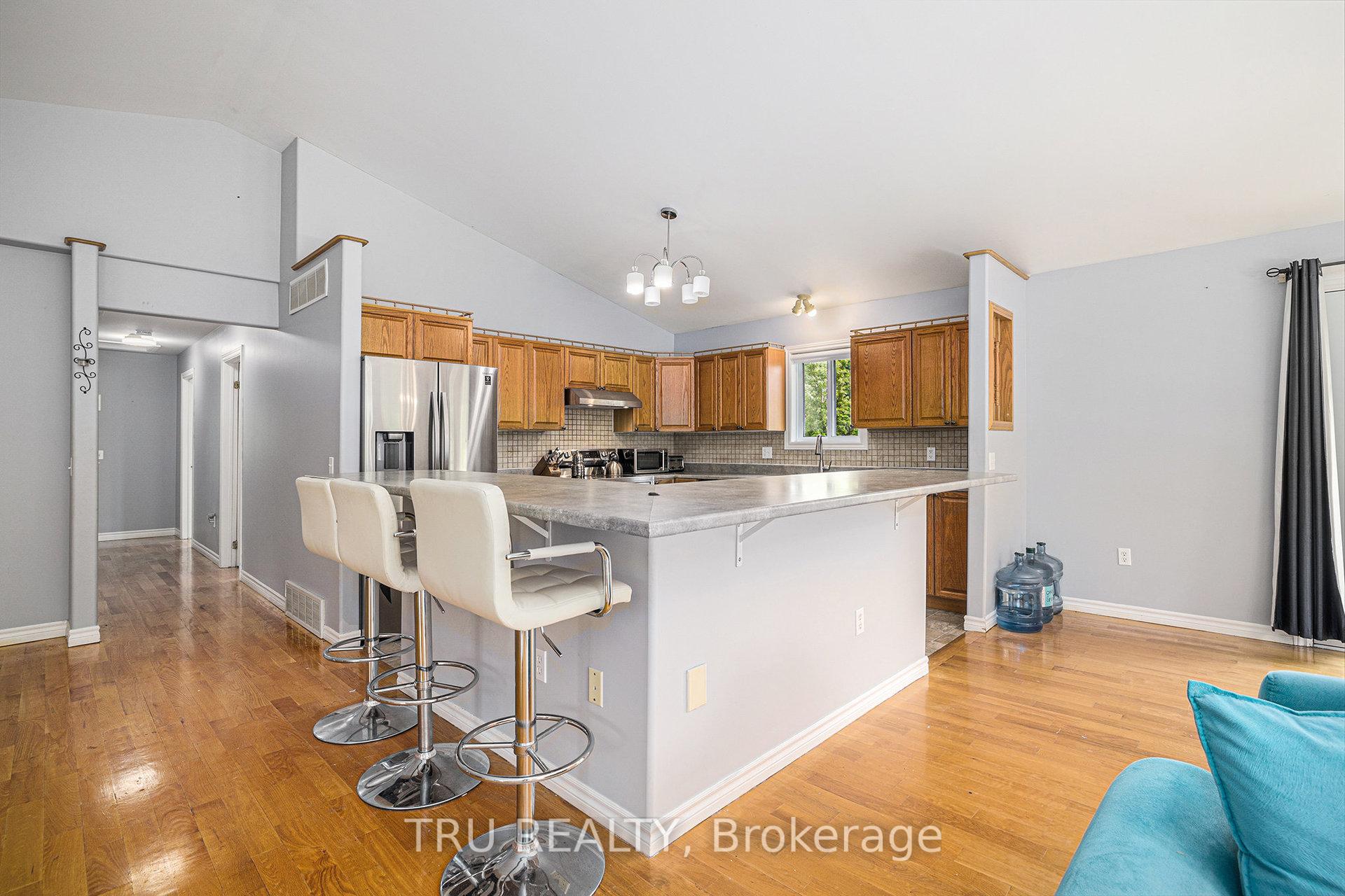 Photo 16 of 1060 7TH Line, Beckwith, Beckwith Twp — HOMEH