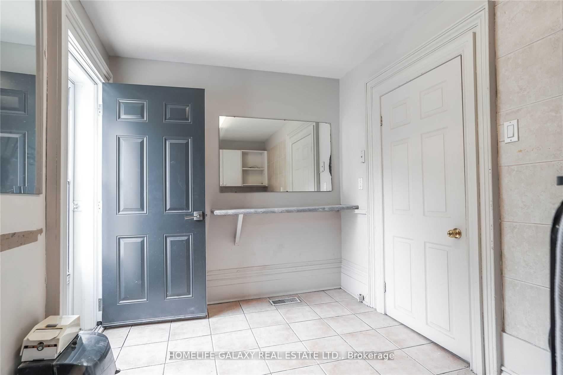 Photo 12 of 43 Mcmillan Drive, Oshawa, O'Neill — HOMEH