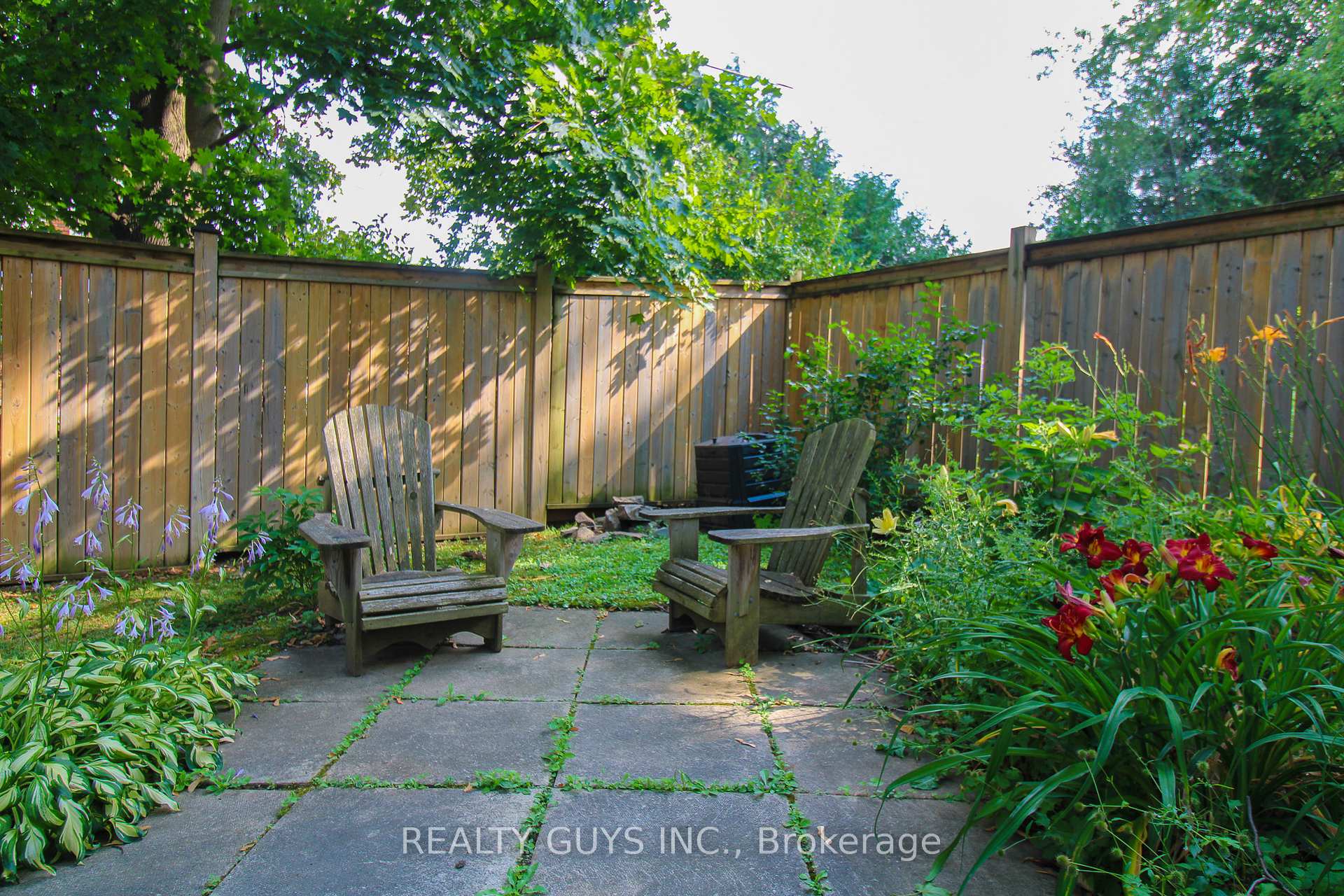Photo 12 of 205 Shelbourne Street, Peterborough, Northcrest Ward 5 — HOMEH