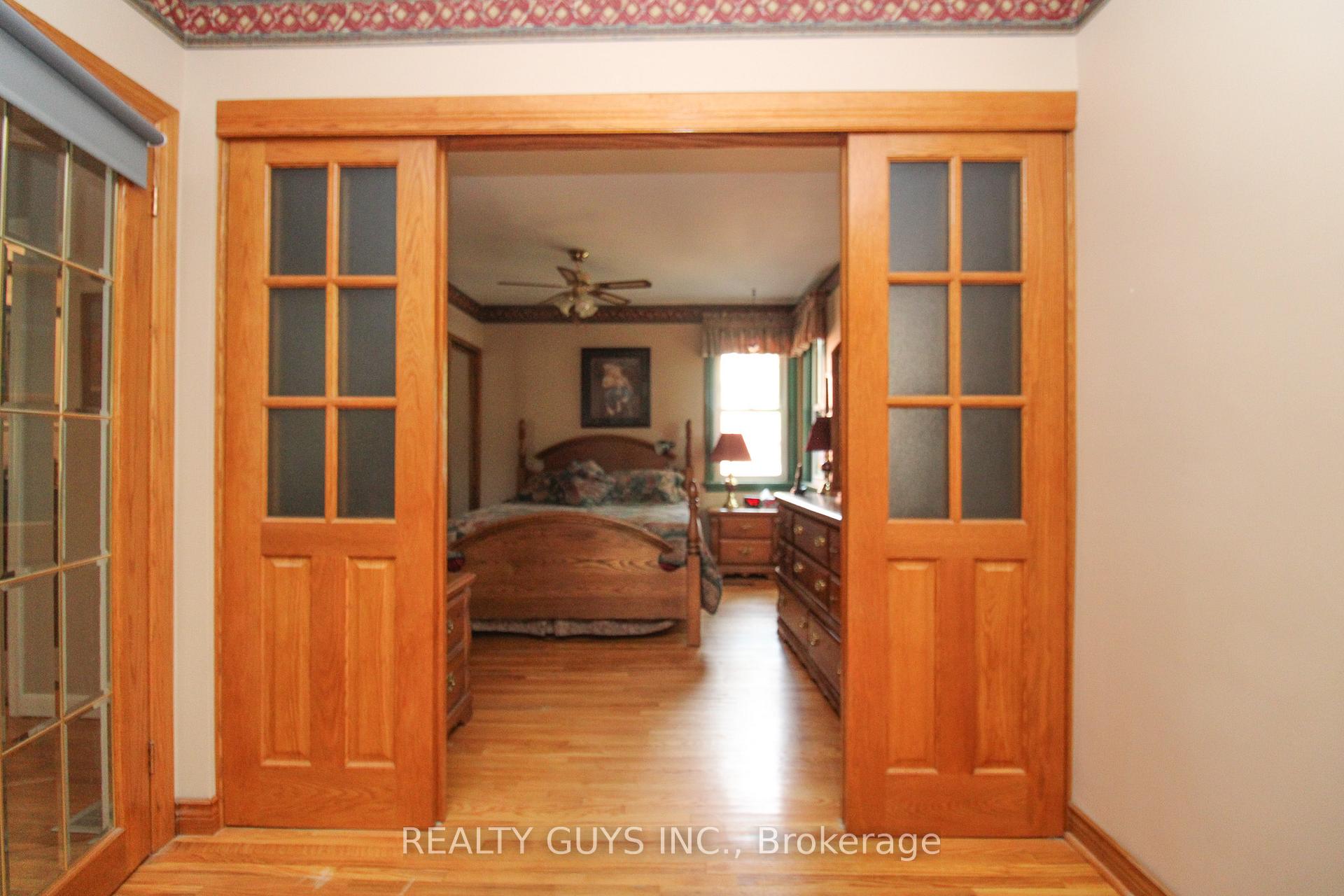 Photo 26 of 205 Shelbourne Street, Peterborough, Northcrest Ward 5 — HOMEH