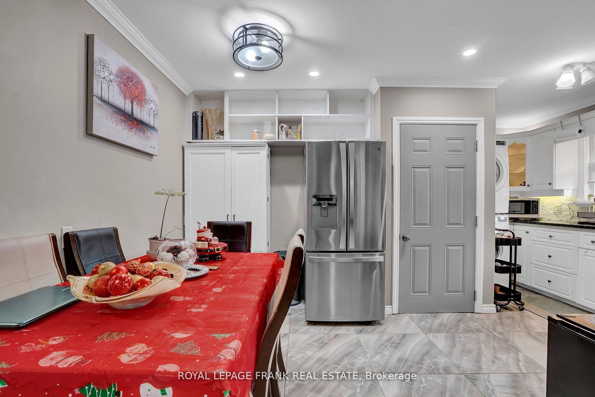 Photo 4 of 1164 Lisgar Avenue, Oshawa, Donevan — HOMEH