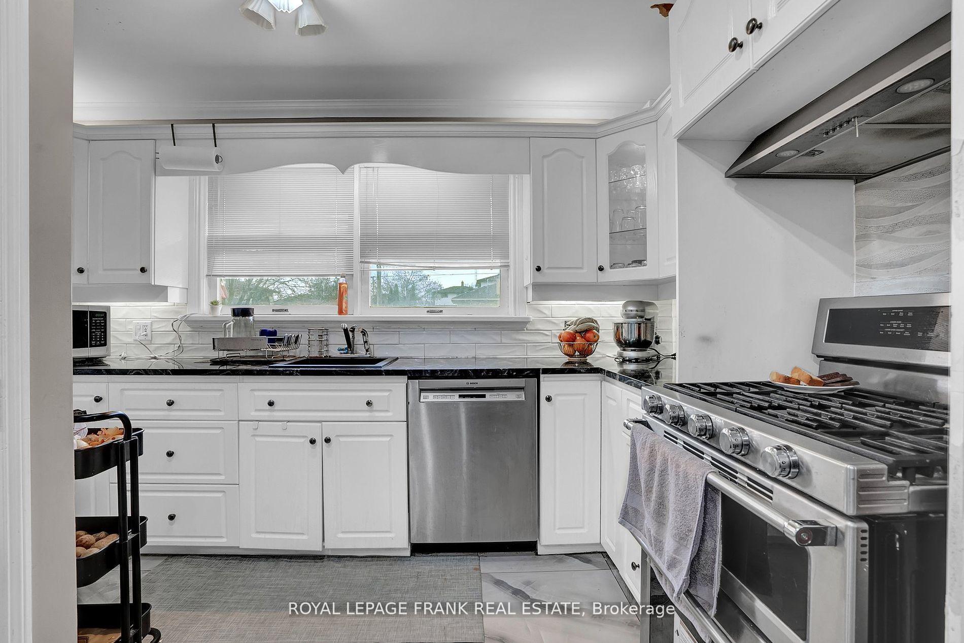 Photo 5 of 1164 Lisgar Avenue, Oshawa, Donevan — HOMEH