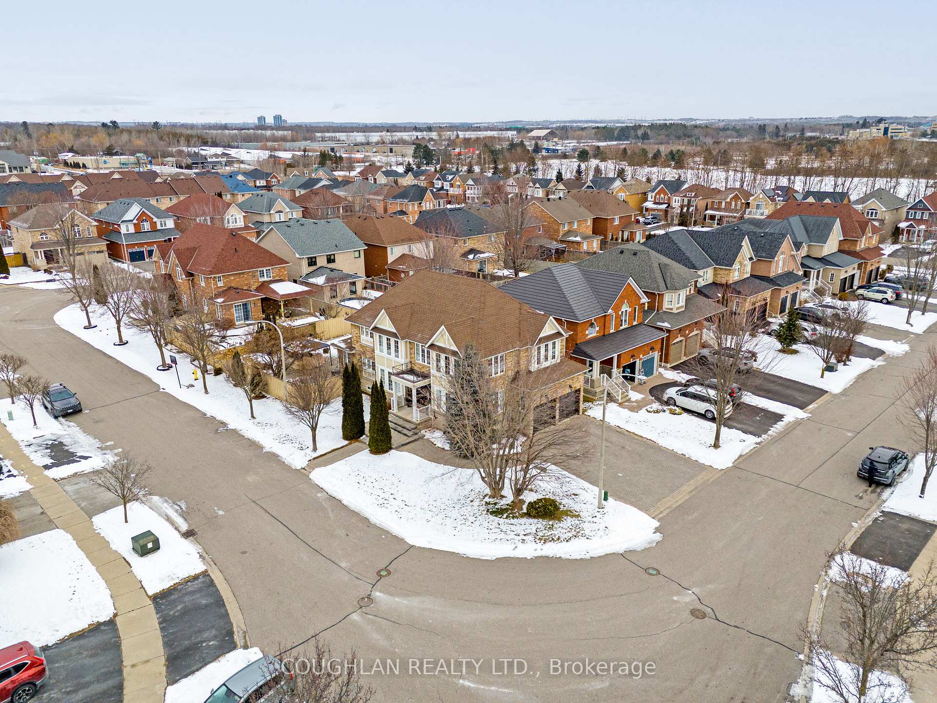 Photo 3 of 14 Gabrielle Crescent, Whitby, Rolling Acres — HOMEH