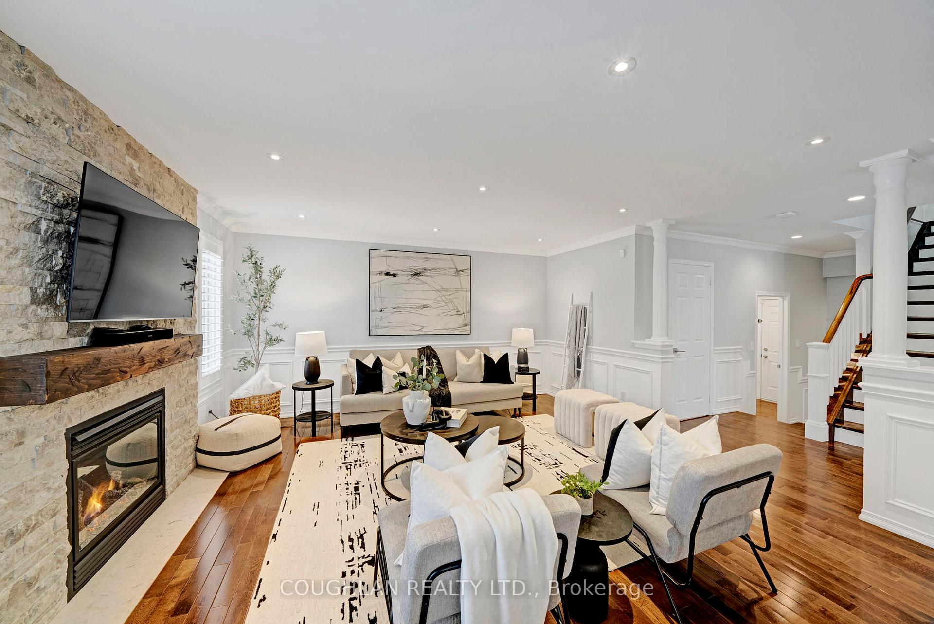 Photo 9 of 14 Gabrielle Crescent, Whitby, Rolling Acres — HOMEH