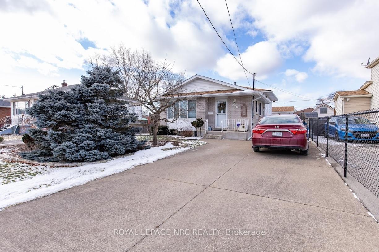 Photo 2 of 270 Marshall Avenue, Welland, Broadway — HOMEH