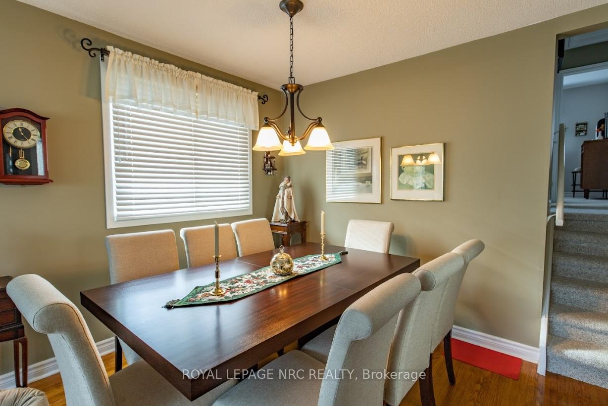 Photo 11 of 270 Marshall Avenue, Welland, Broadway — HOMEH