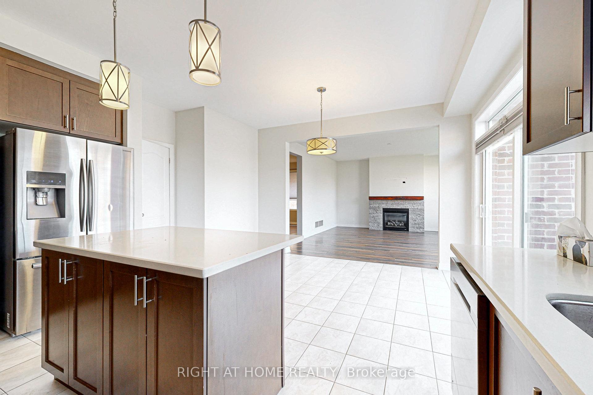 Photo 12 of 2426 Bridle Road, Oshawa, Windfields — HOMEH