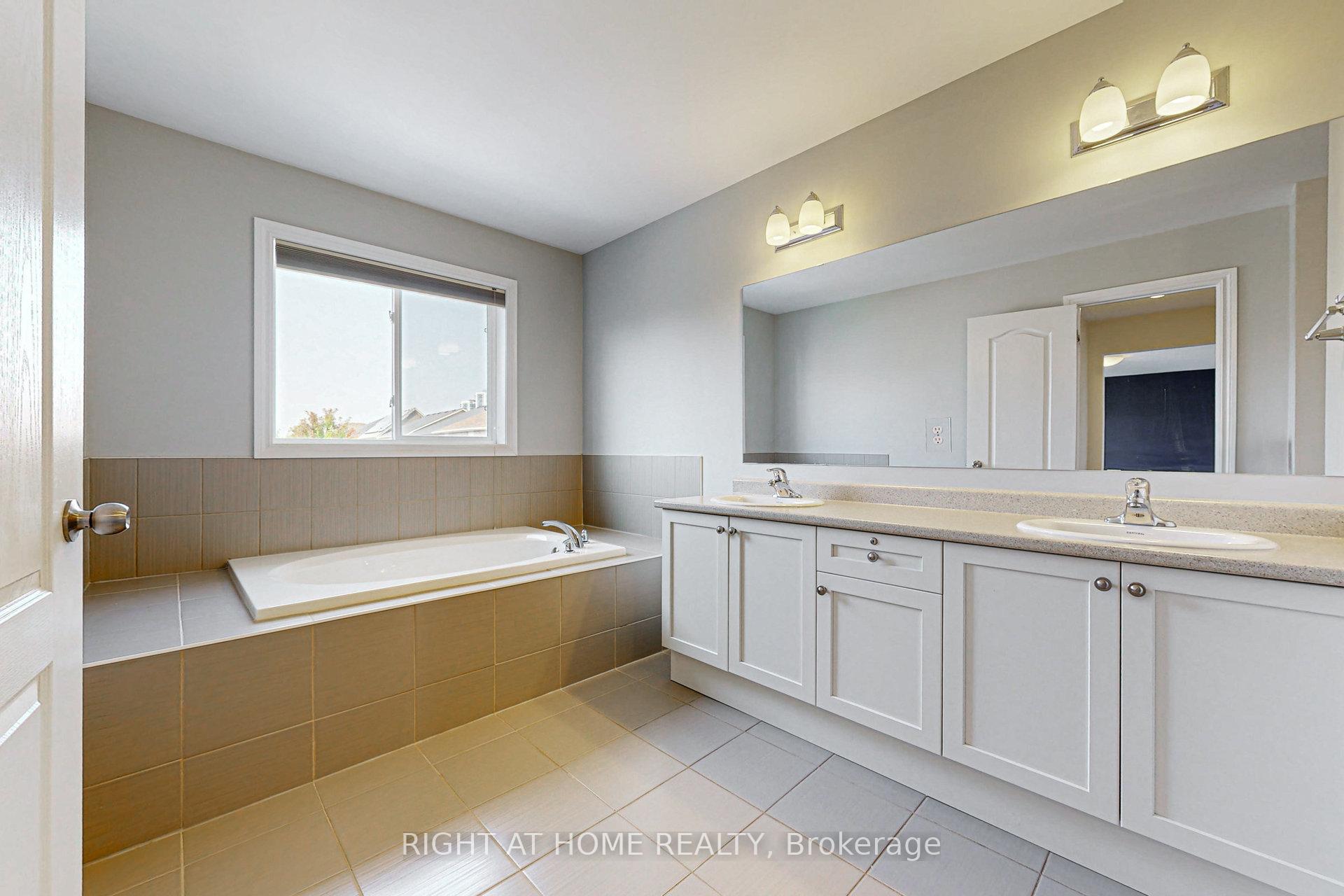 Photo 20 of 2426 Bridle Road, Oshawa, Windfields — HOMEH