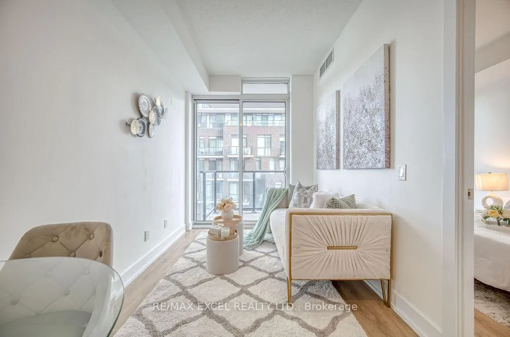 Photo 11 of Unit 318, 128 Fairview Mall Drive, North York, Don Valley Village — HOMEH