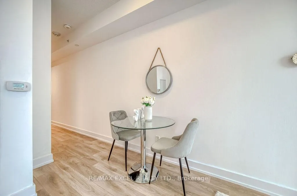 Photo 13 of Unit 318, 128 Fairview Mall Drive, North York, Don Valley Village — HOMEH