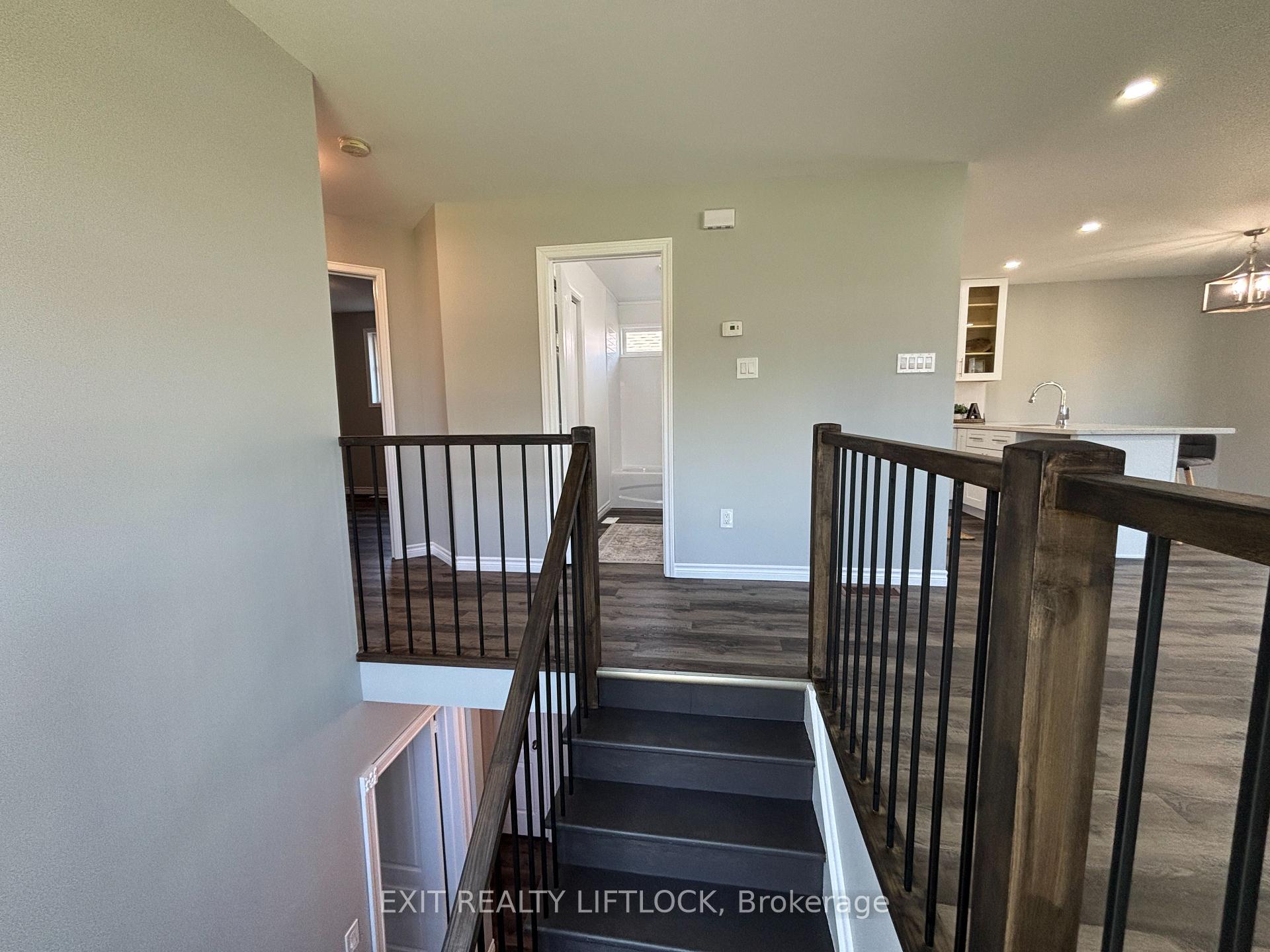 Photo 4 of 1018 Baker Street, Peterborough, Northcrest Ward 5 — HOMEH