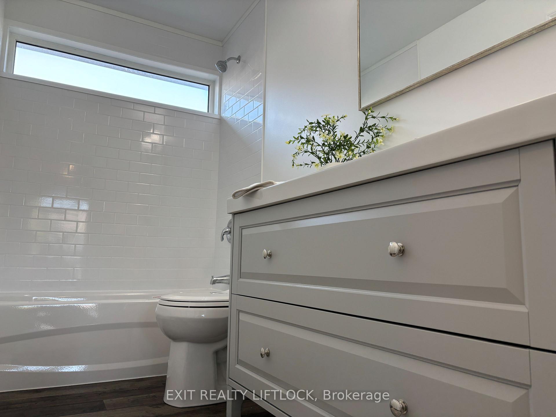 Photo 15 of 1018 Baker Street, Peterborough, Northcrest Ward 5 — HOMEH