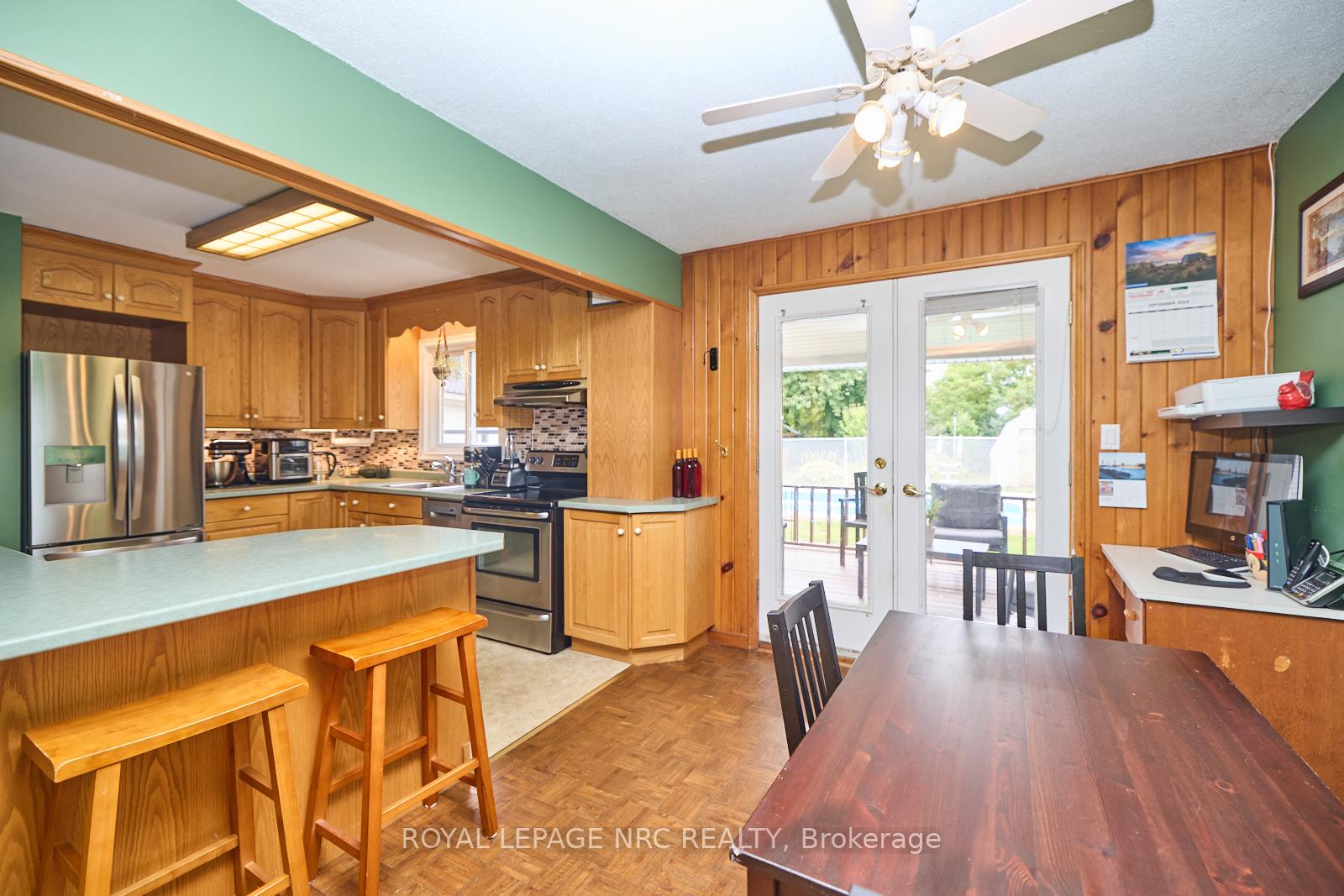 Photo 8 of 27 Meadowvale Place, Welland, N. Welland — HOMEH