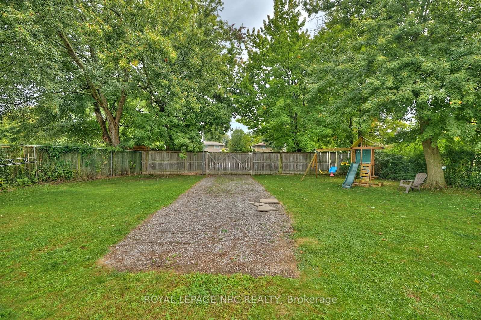 Photo 27 of 27 Meadowvale Place, Welland, N. Welland — HOMEH
