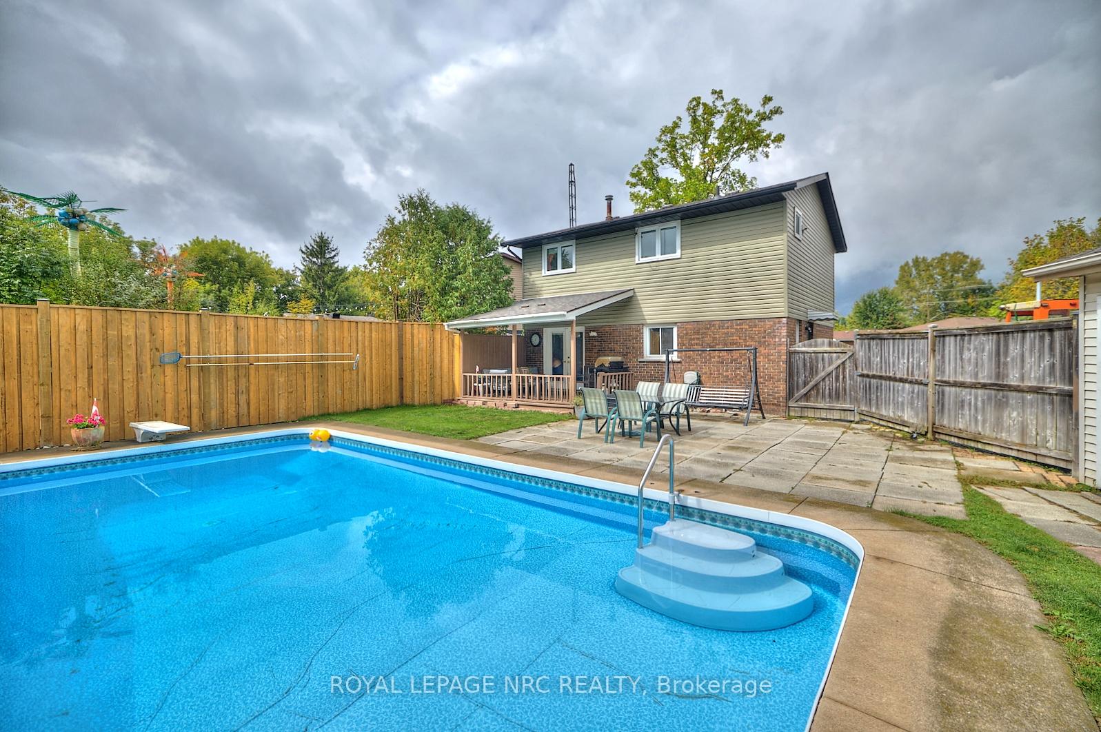 Photo 29 of 27 Meadowvale Place, Welland, N. Welland — HOMEH