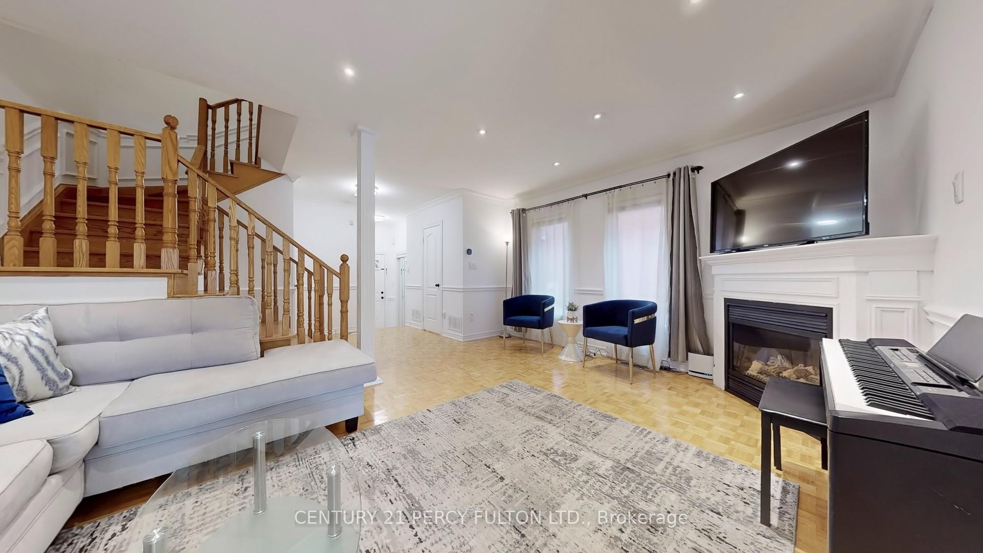Photo 5 of 237 Royal Appian Crescent, Vaughan, Patterson — HOMEH