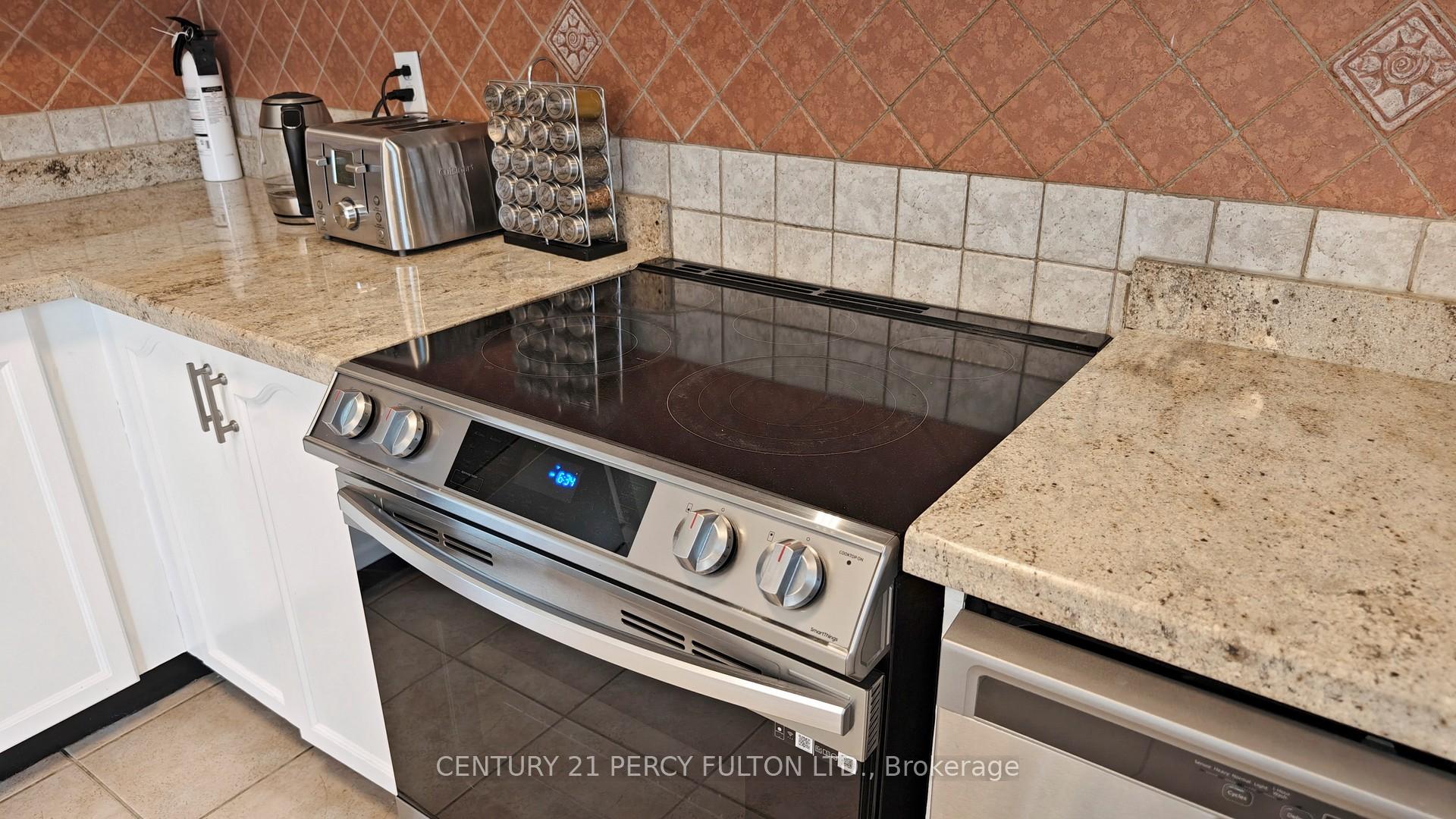 Photo 11 of 237 Royal Appian Crescent, Vaughan, Patterson — HOMEH