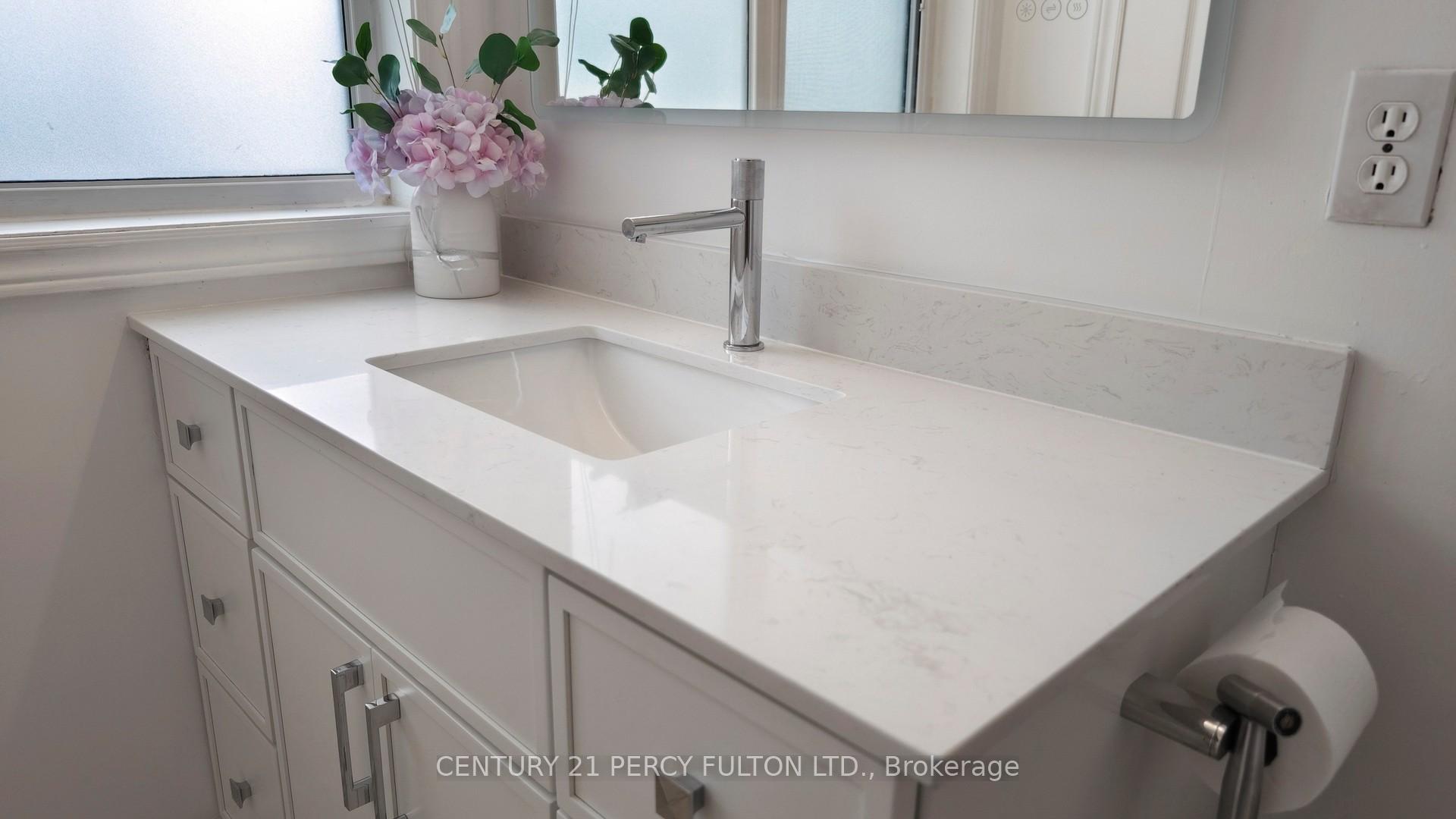 Photo 20 of 237 Royal Appian Crescent, Vaughan, Patterson — HOMEH