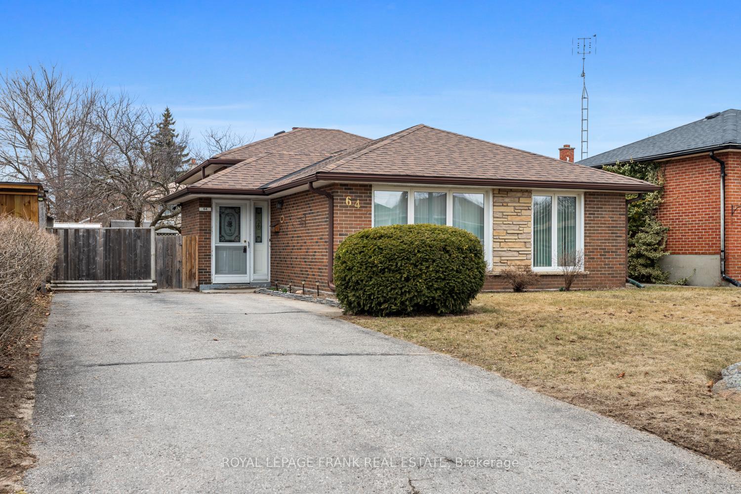 Photo 1 of 64 Seneca Avenue, Oshawa, Samac — HOMEH