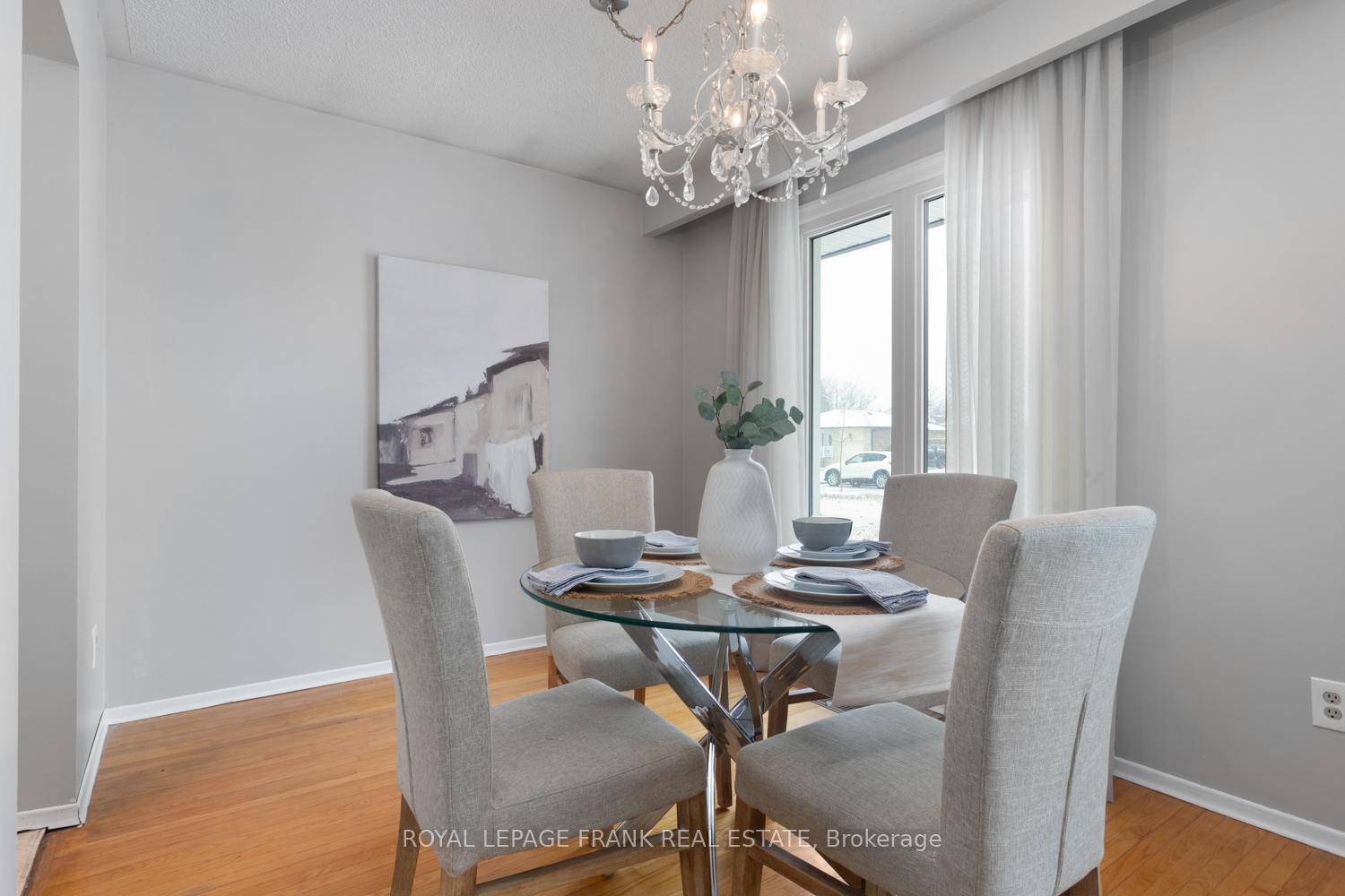 Photo 5 of 64 Seneca Avenue, Oshawa, Samac — HOMEH