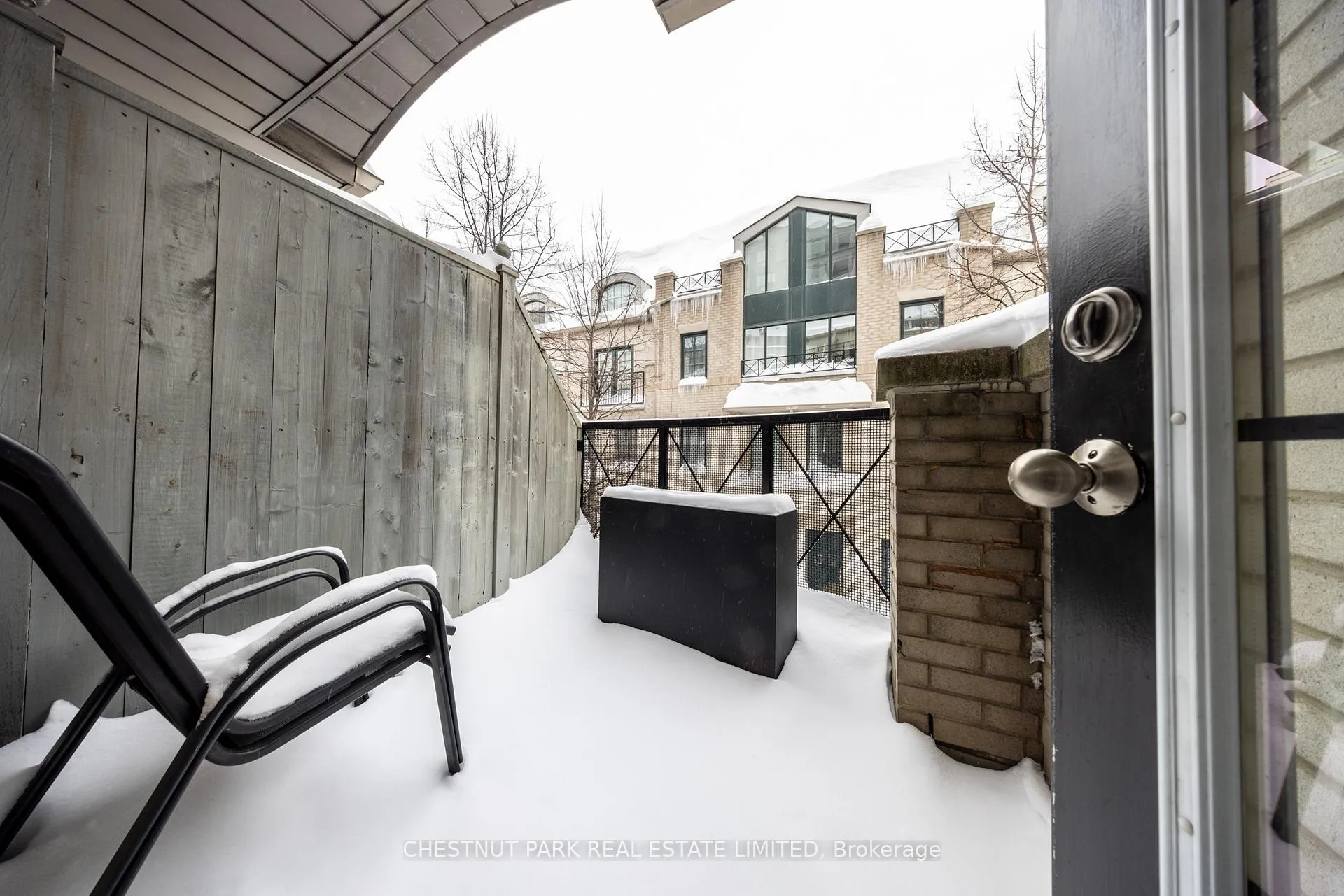 Photo 9 of Unit TH16, 1 Baxter Street, Toronto, Rosedale-Moore Park — HOMEH