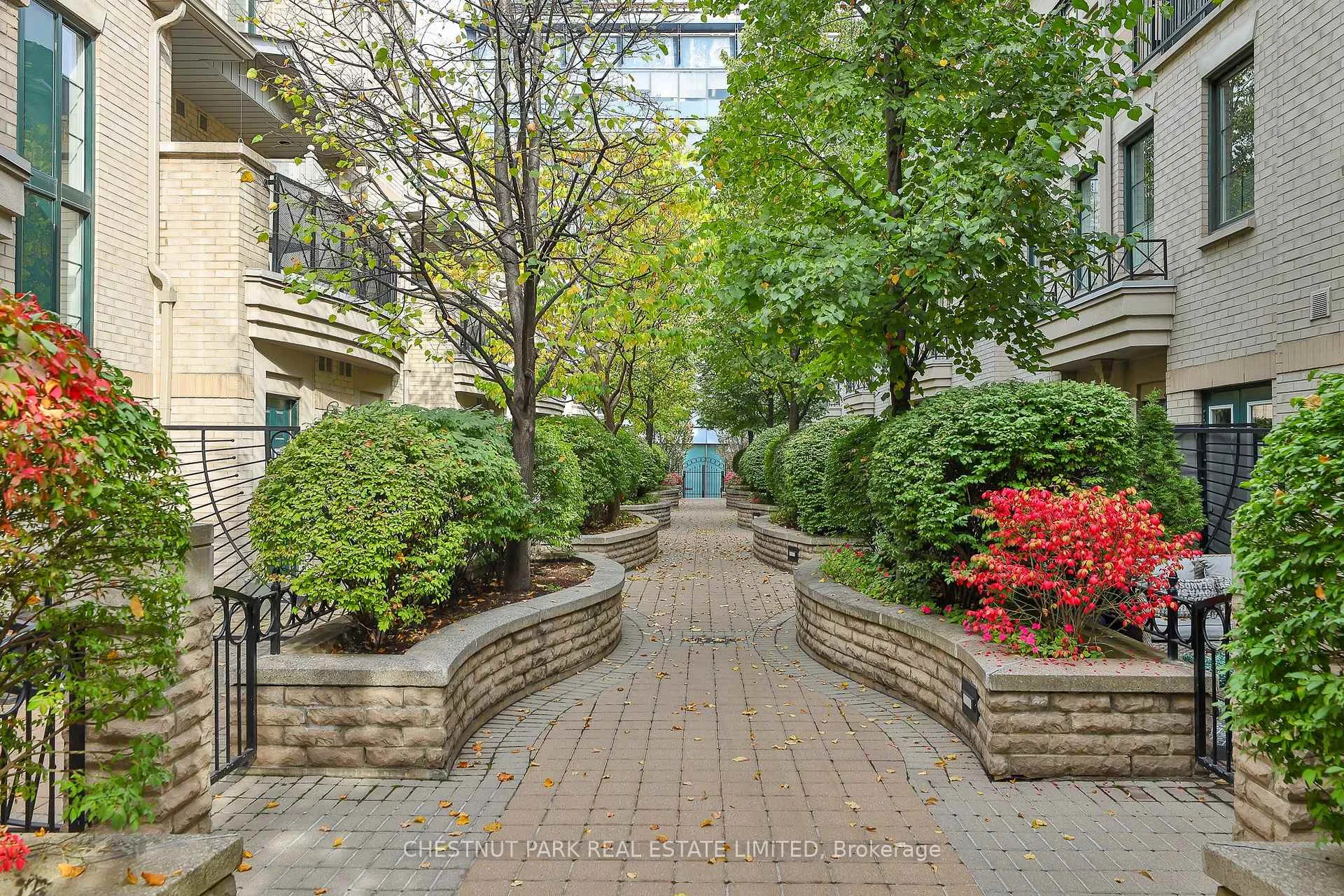 Photo 38 of Unit TH16, 1 Baxter Street, Toronto, Rosedale-Moore Park — HOMEH