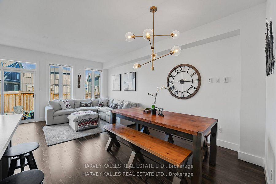 Photo 8 of 203 Yellow Birch Crescent, Blue Mountains — HOMEH