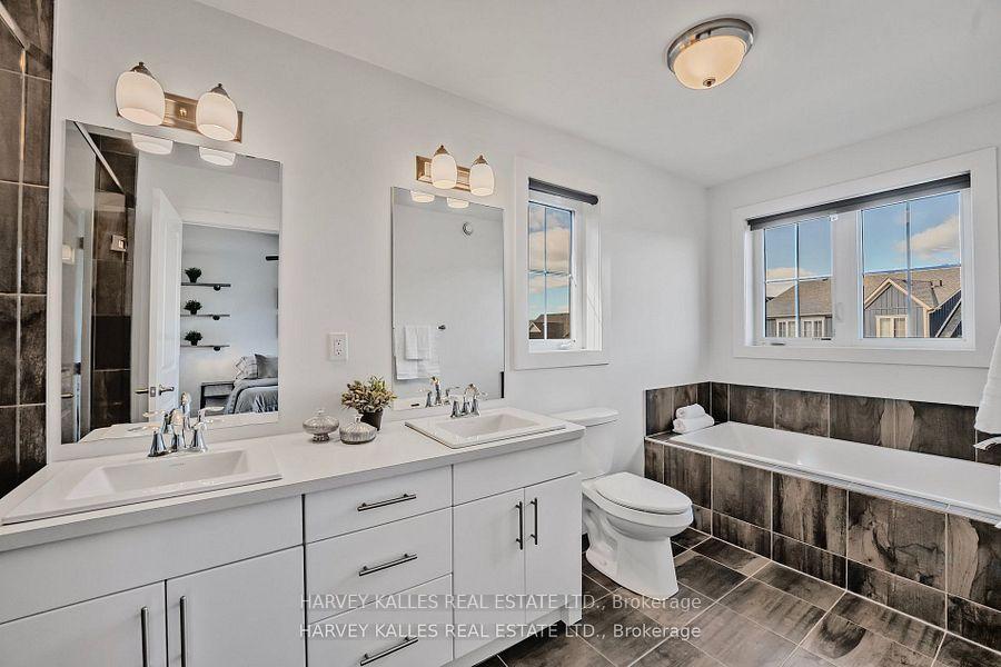 Photo 17 of 203 Yellow Birch Crescent, Blue Mountains — HOMEH