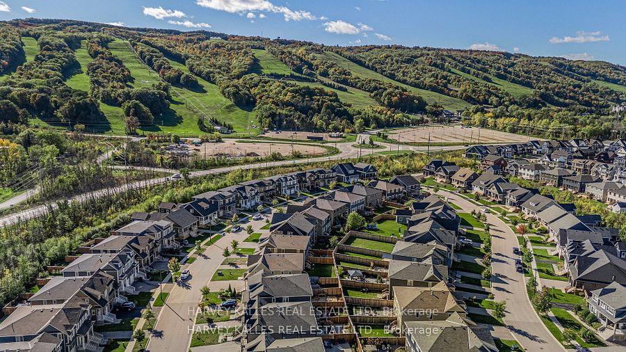 Photo 27 of 203 Yellow Birch Crescent, Blue Mountains — HOMEH