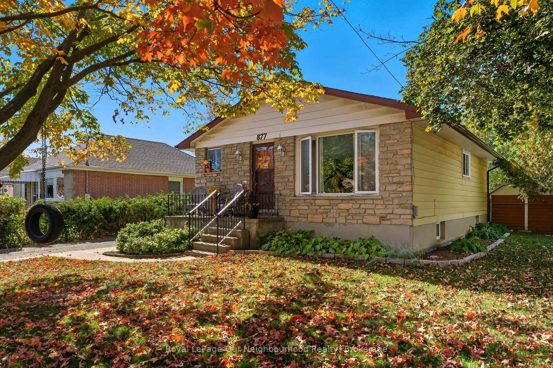 Photo 4 of 877 Western Avenue, Peterborough, Otonabee Ward 1 — HOMEH