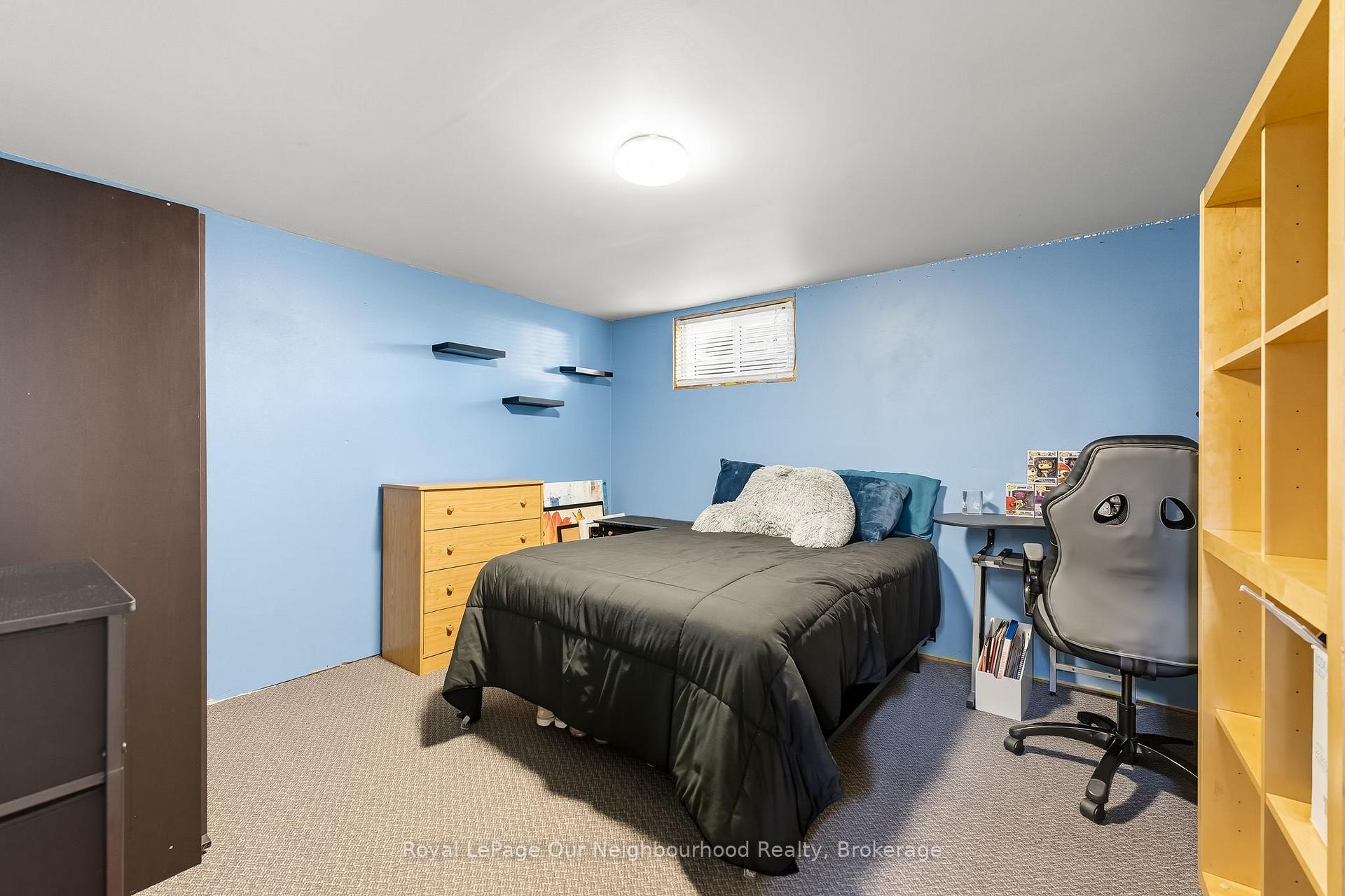 Photo 33 of 877 Western Avenue, Peterborough, Otonabee Ward 1 — HOMEH
