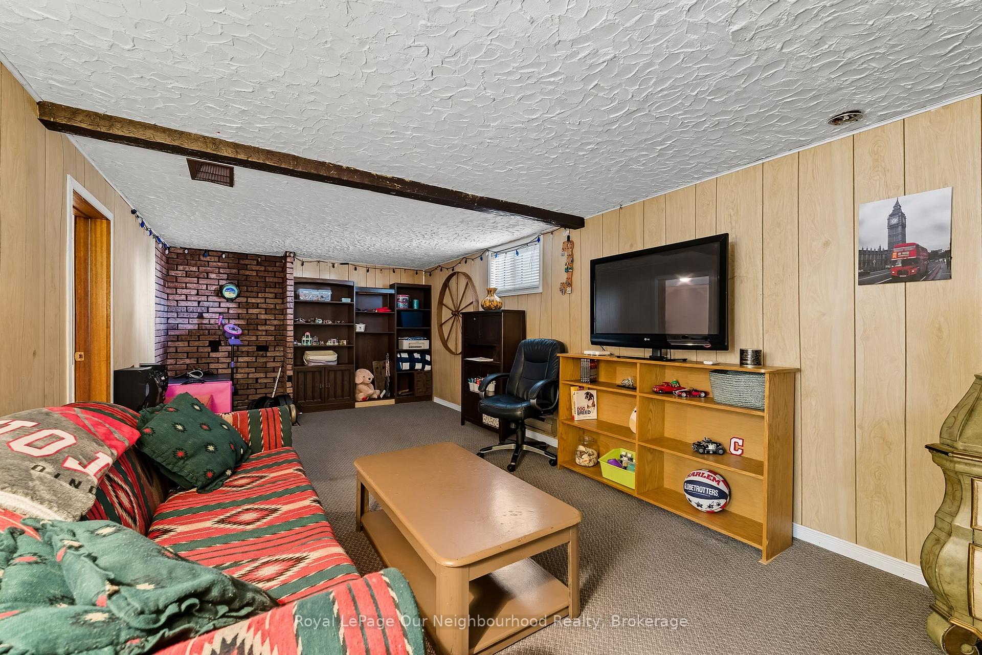 Photo 36 of 877 Western Avenue, Peterborough, Otonabee Ward 1 — HOMEH