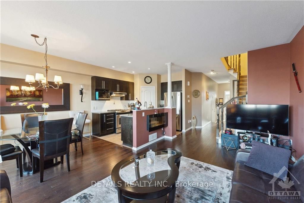 Photo 5 of 1436 Comfrey Crescent, Ottawa, Notting Hill/Summerside — HOMEH