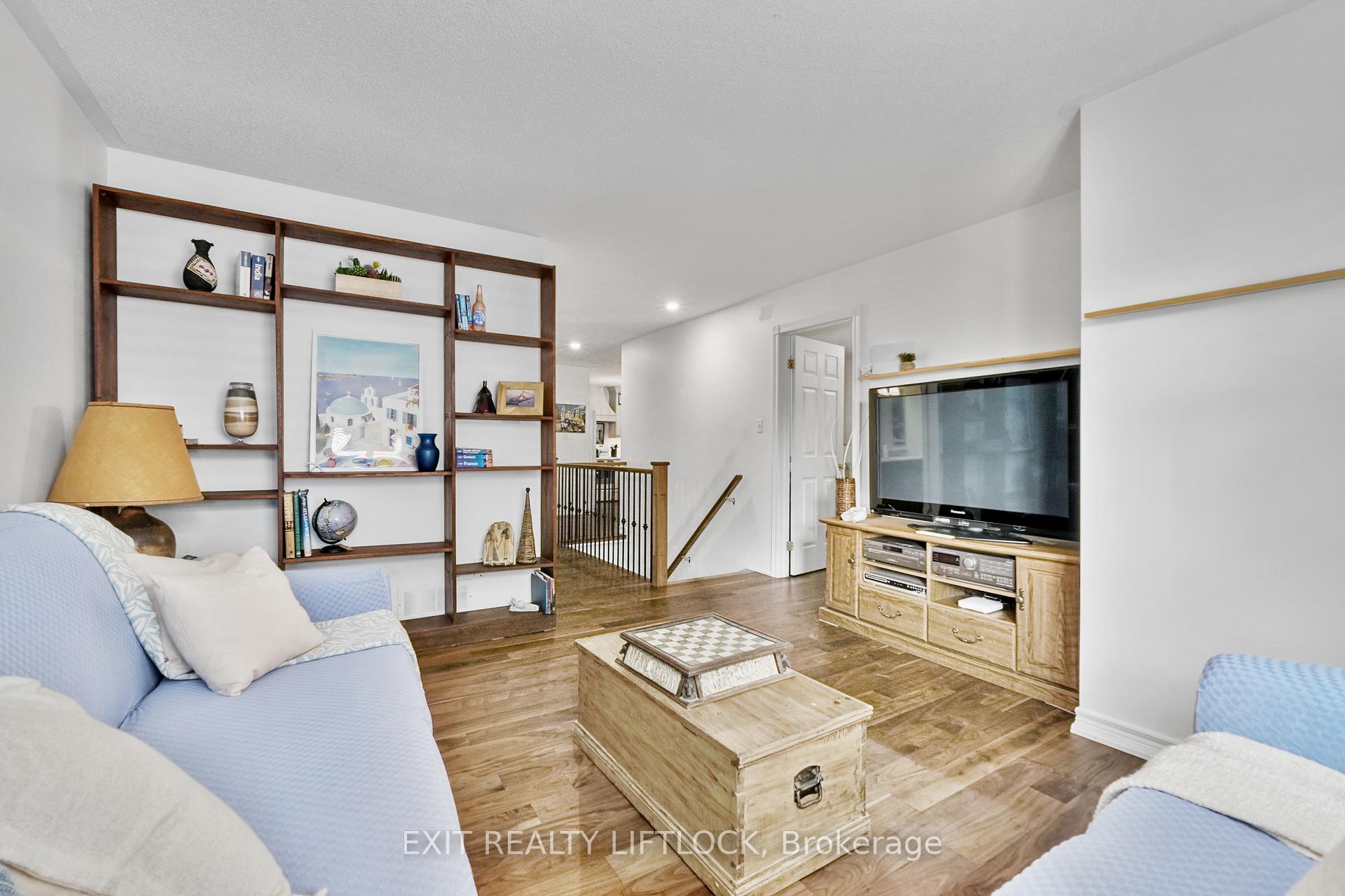 Photo 18 of 1373 Hetherington Drive, Peterborough, Northcrest Ward 5 — HOMEH