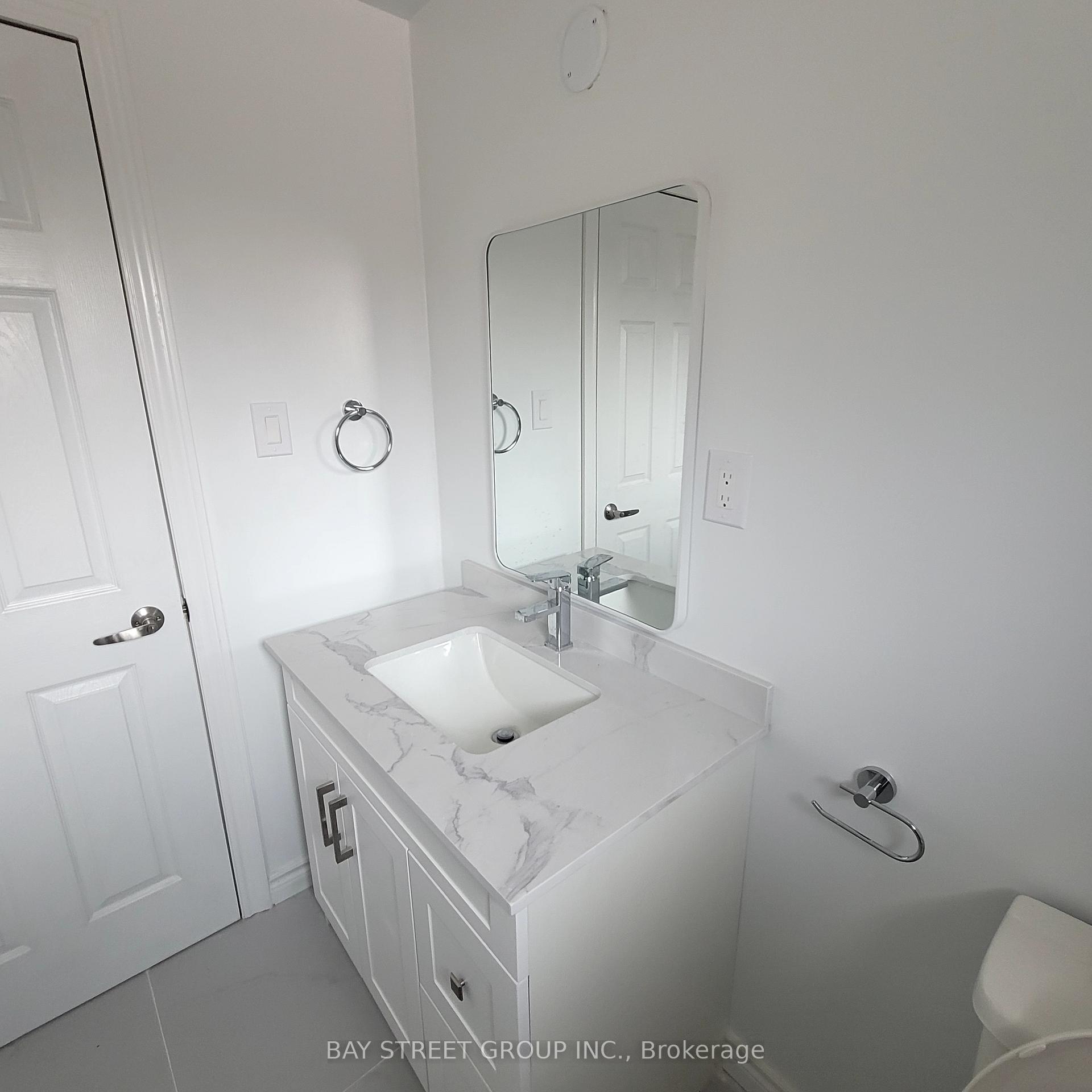 Photo 10 of 296 Viewmount Street, Oshawa, Donevan — HOMEH