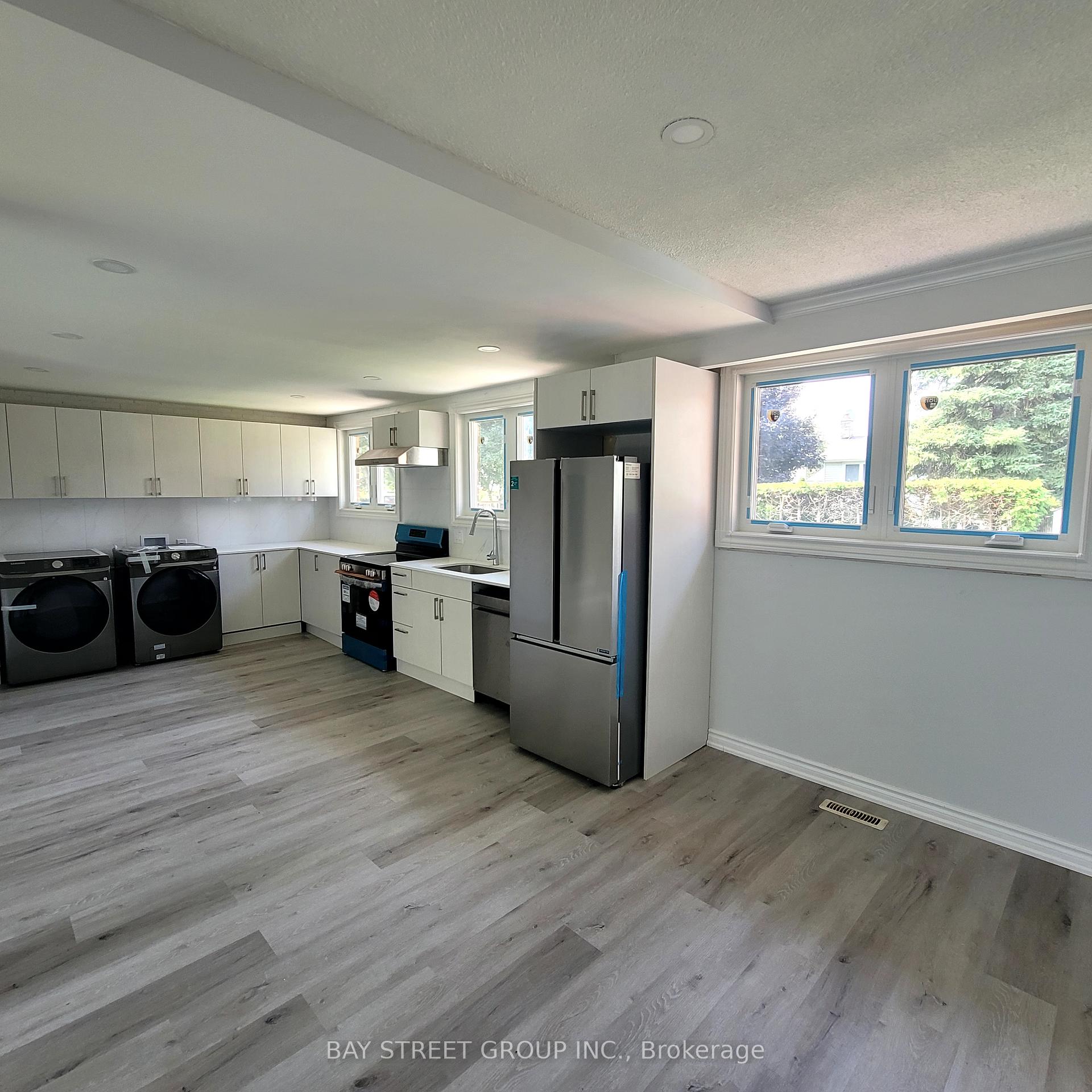 Photo 16 of 296 Viewmount Street, Oshawa, Donevan — HOMEH