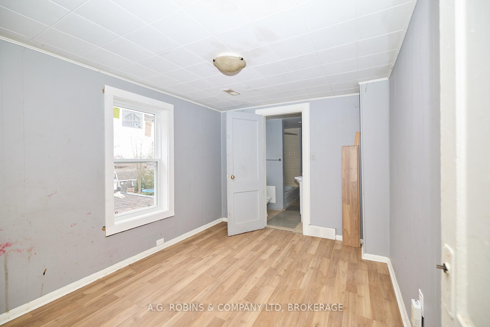 Photo 12 of 31 Wright Street, Welland, Lincoln/Crowland — HOMEH