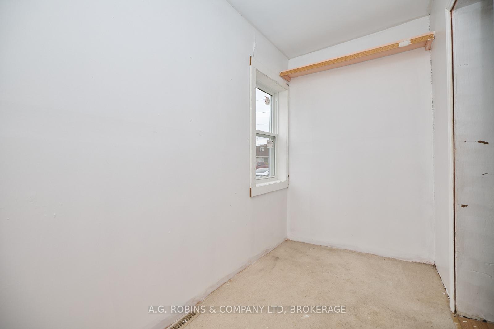 Photo 16 of 31 Wright Street, Welland, Lincoln/Crowland — HOMEH