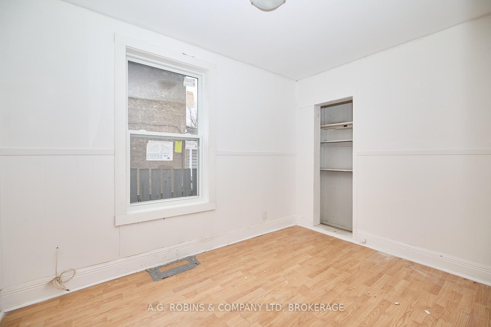 Photo 20 of 31 Wright Street, Welland, Lincoln/Crowland — HOMEH