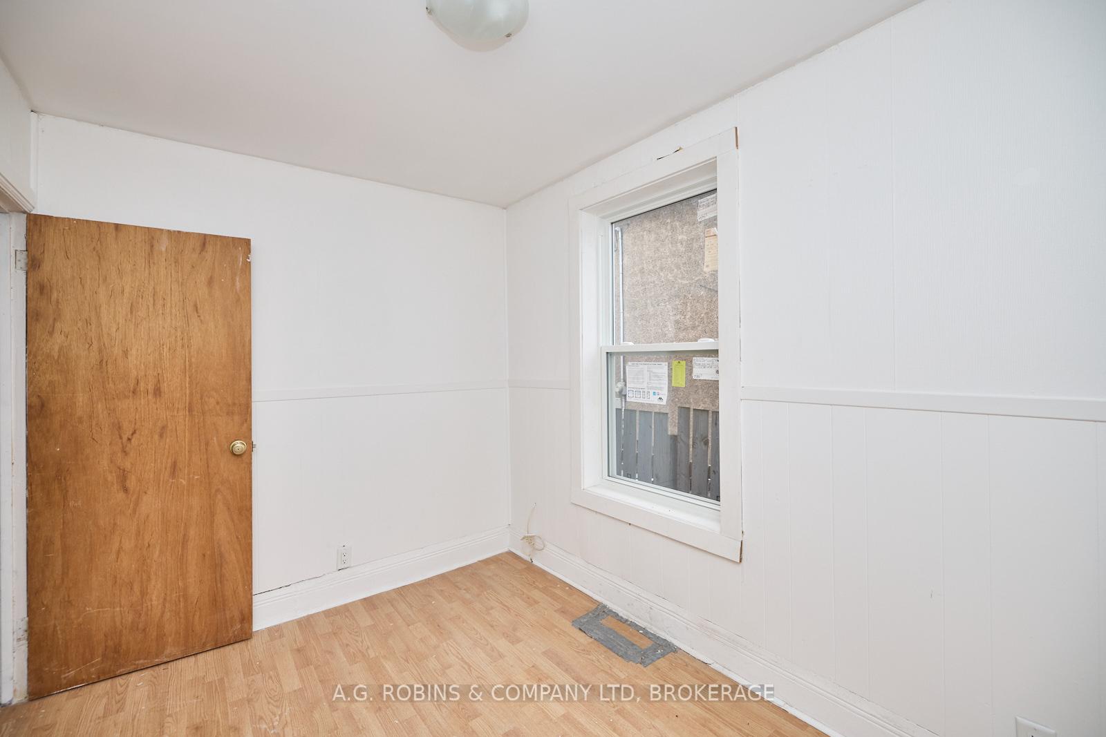 Photo 22 of 31 Wright Street, Welland, Lincoln/Crowland — HOMEH