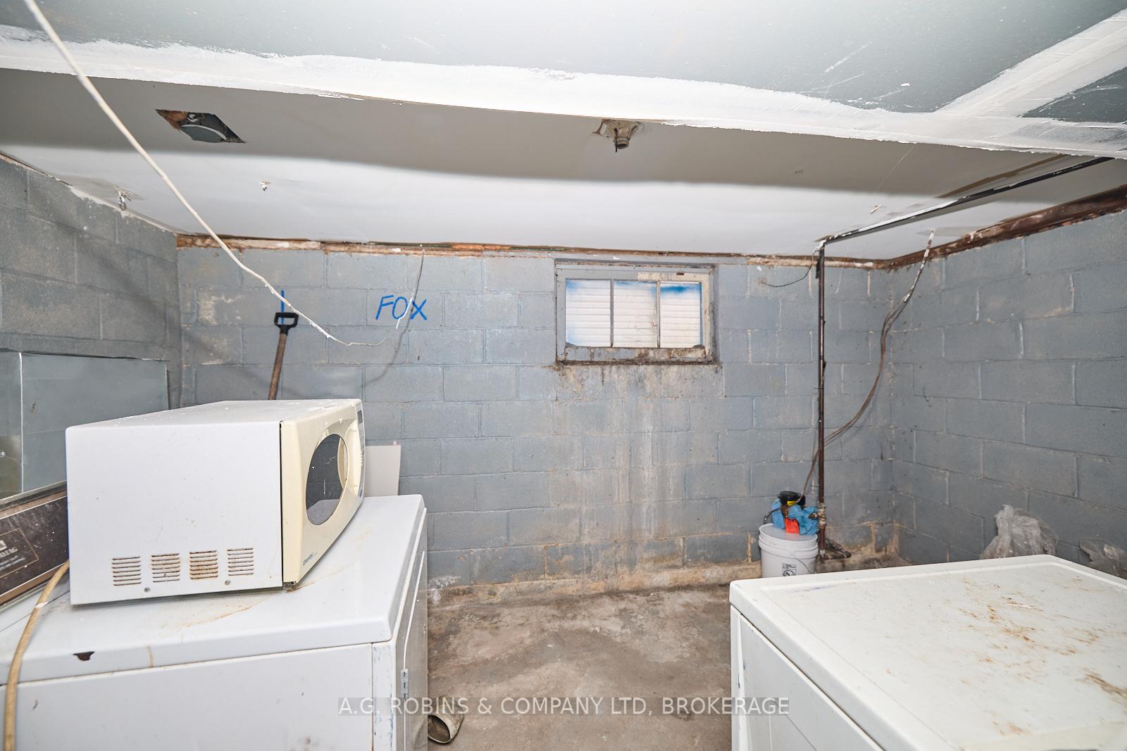 Photo 31 of 31 Wright Street, Welland, Lincoln/Crowland — HOMEH
