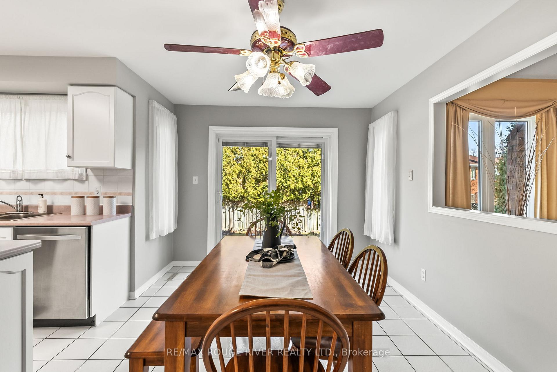 Photo 14 of 23 Dewbourne Place, Whitby, Pringle Creek — HOMEH
