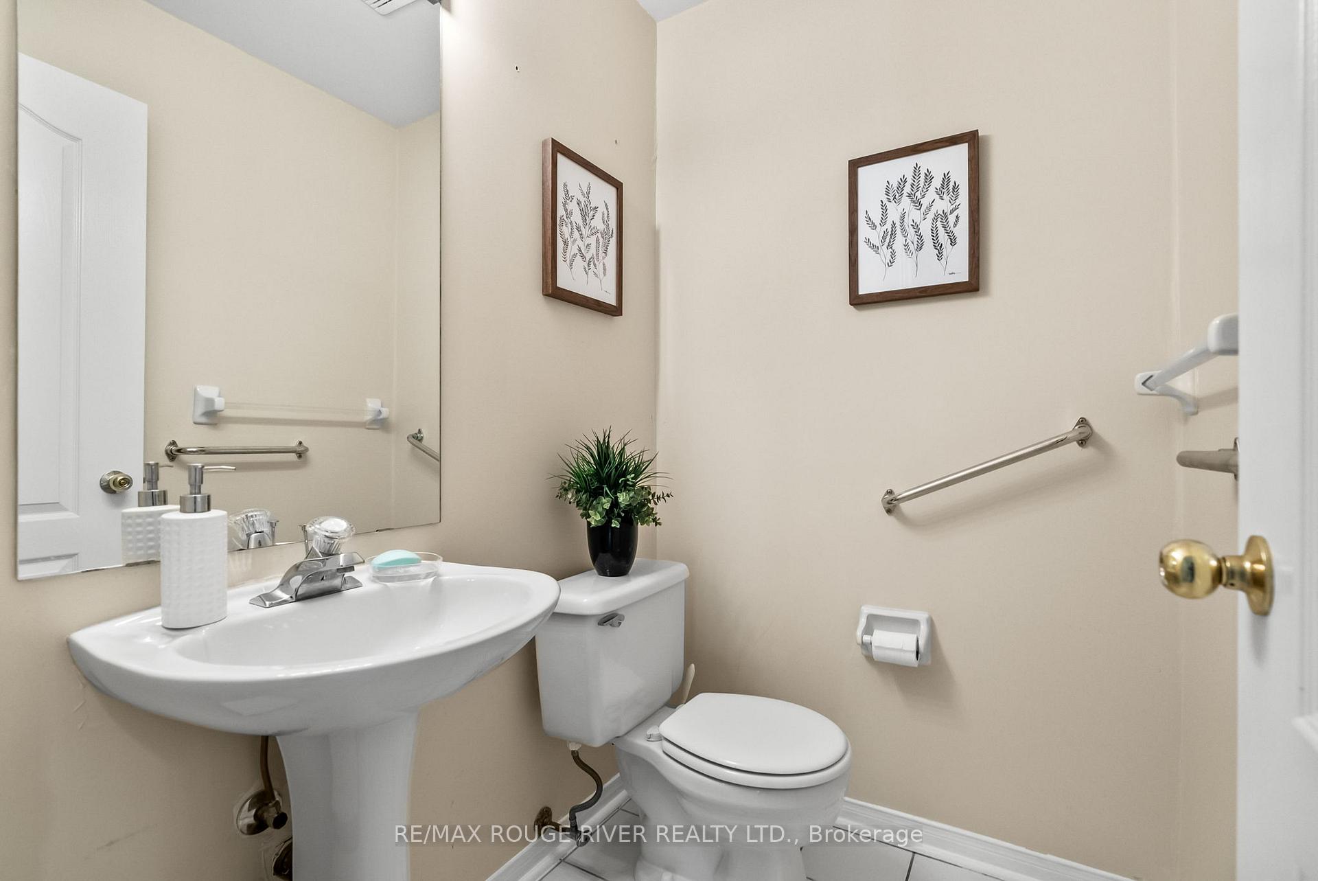 Photo 17 of 23 Dewbourne Place, Whitby, Pringle Creek — HOMEH